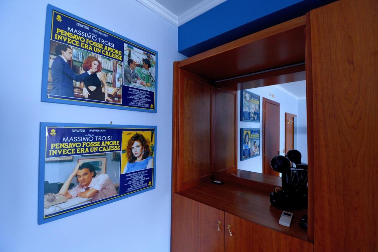Bed and Breakfast Le Cinema Formia Exterior foto