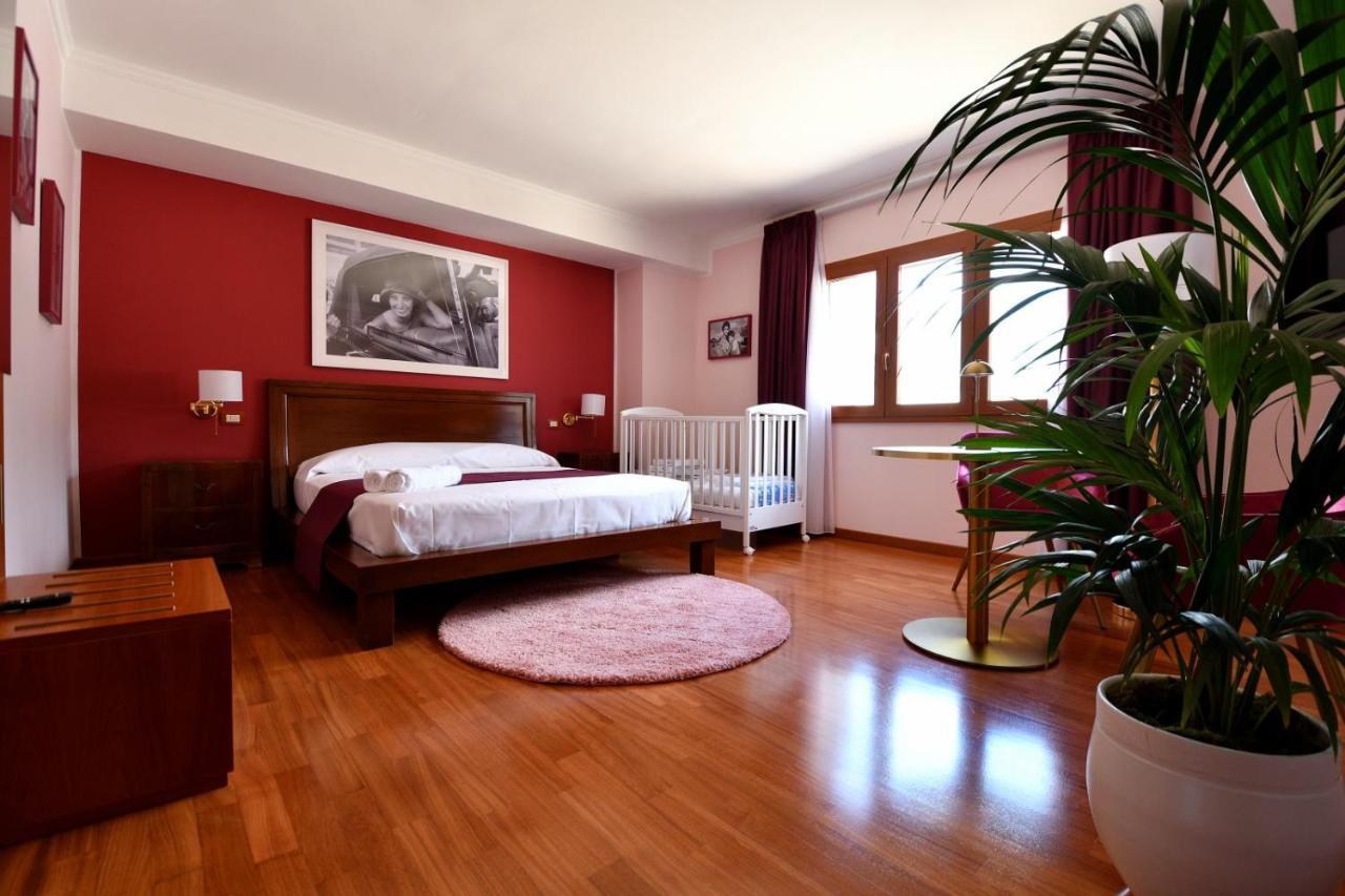 Bed and Breakfast Le Cinema Formia Exterior foto